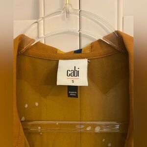CAbi Golden Sleeveless Sheer Blouse Excellent Condition Size Small